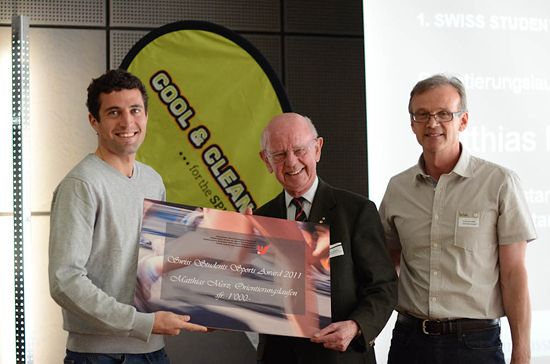 Matthias Merz, winner of the 1st Swiss Students Sports Award 2010 with Donator Arthur Eugster and Fredi Schneider, Head of Elite sports