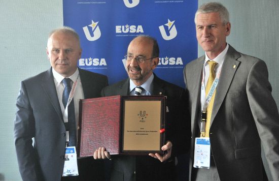 FISU awarded EUSA a special plaquette