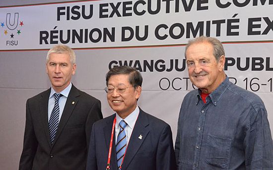 FISU 1st Vice-President Mr Matytsin, GUOC President Mr Hwang-Sik and FISU President Mr Gallien