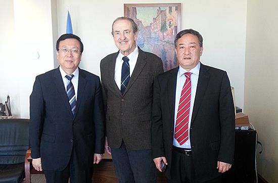 FISU President meets the UNESCO representatives