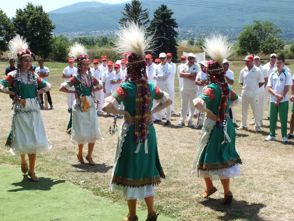 Opening ceremony with cultural programme