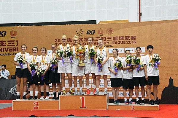 Women medallists