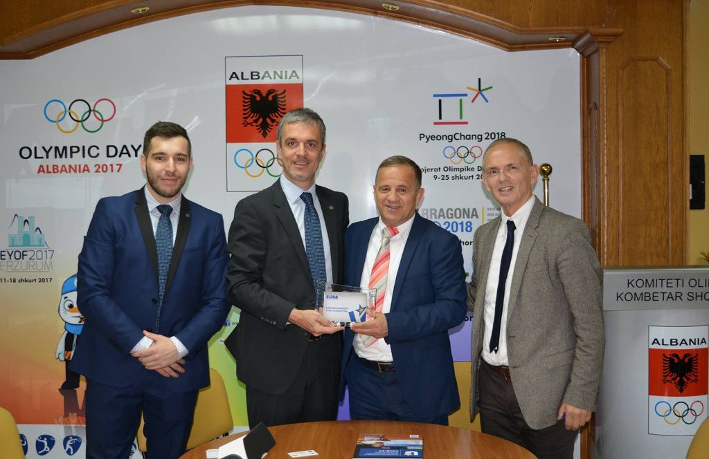 Gift exchange at the Albanian Olympic Committee