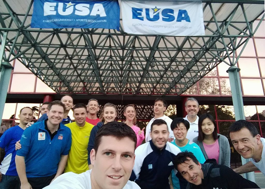 Participants of the EUSA #beactive morning run