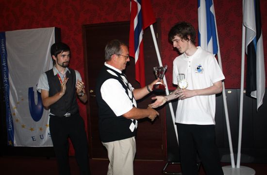 Mr Ants Veetousme awarding the winner - Terje Olav Hjerpbakk